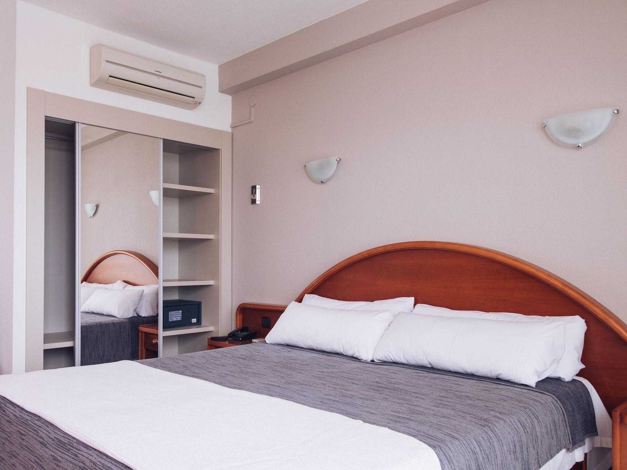 Hotel Marfil San Antonio  Kültér fotó