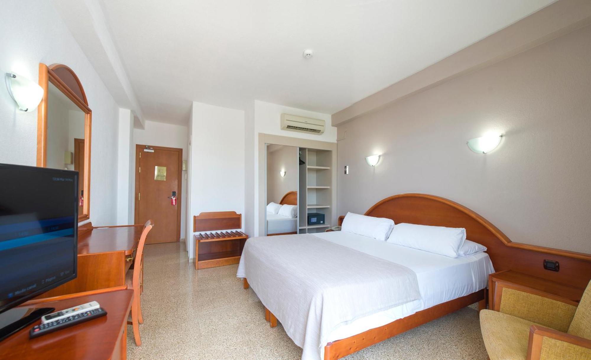 Hotel Marfil San Antonio  Kültér fotó